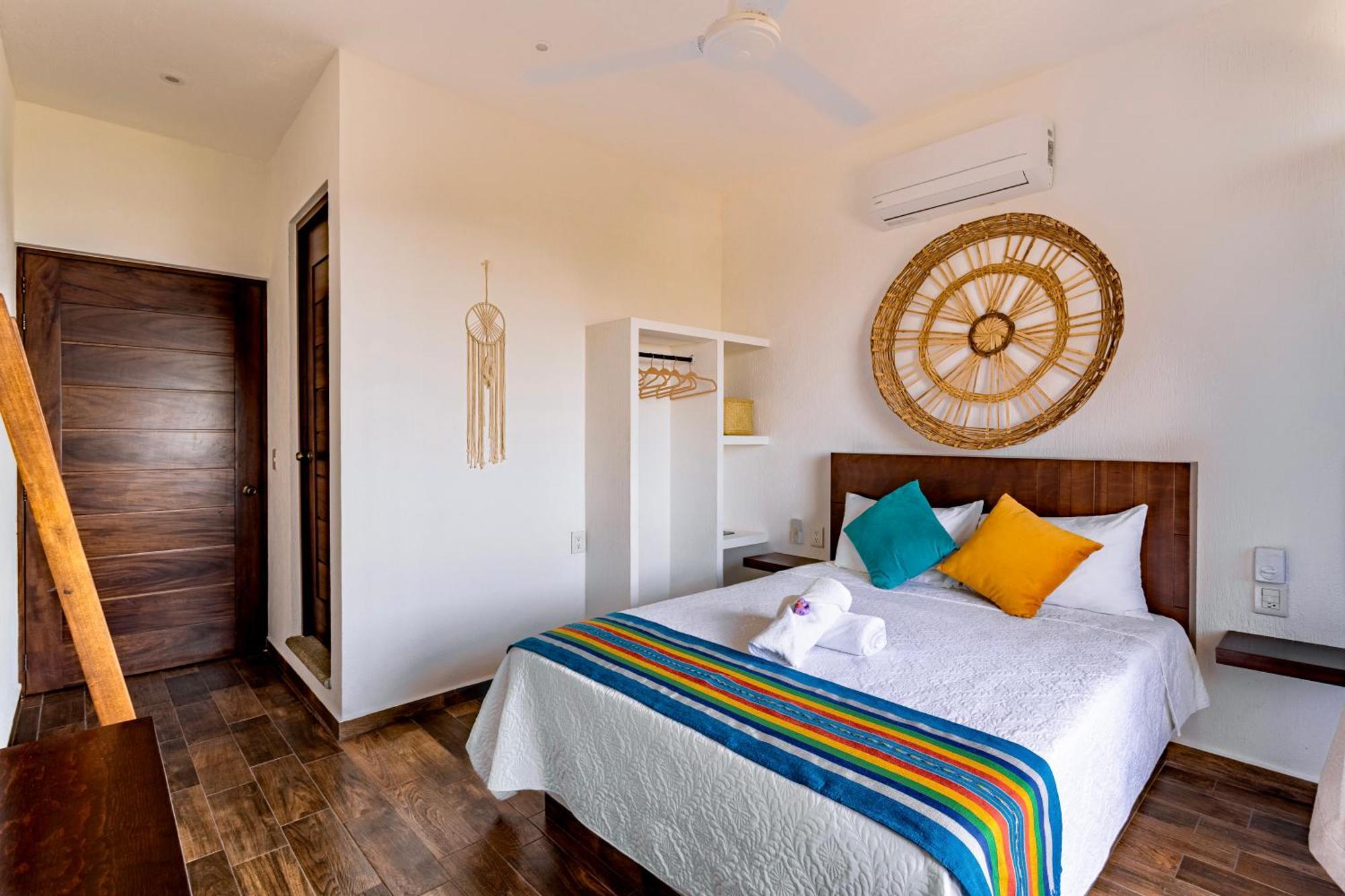 Punta Kai Hotel & Hostal Puerto Escondido  Rum bild